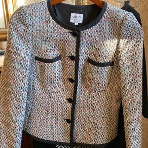 Final Sale Armani Collezioni Blazer with beautiful colors!